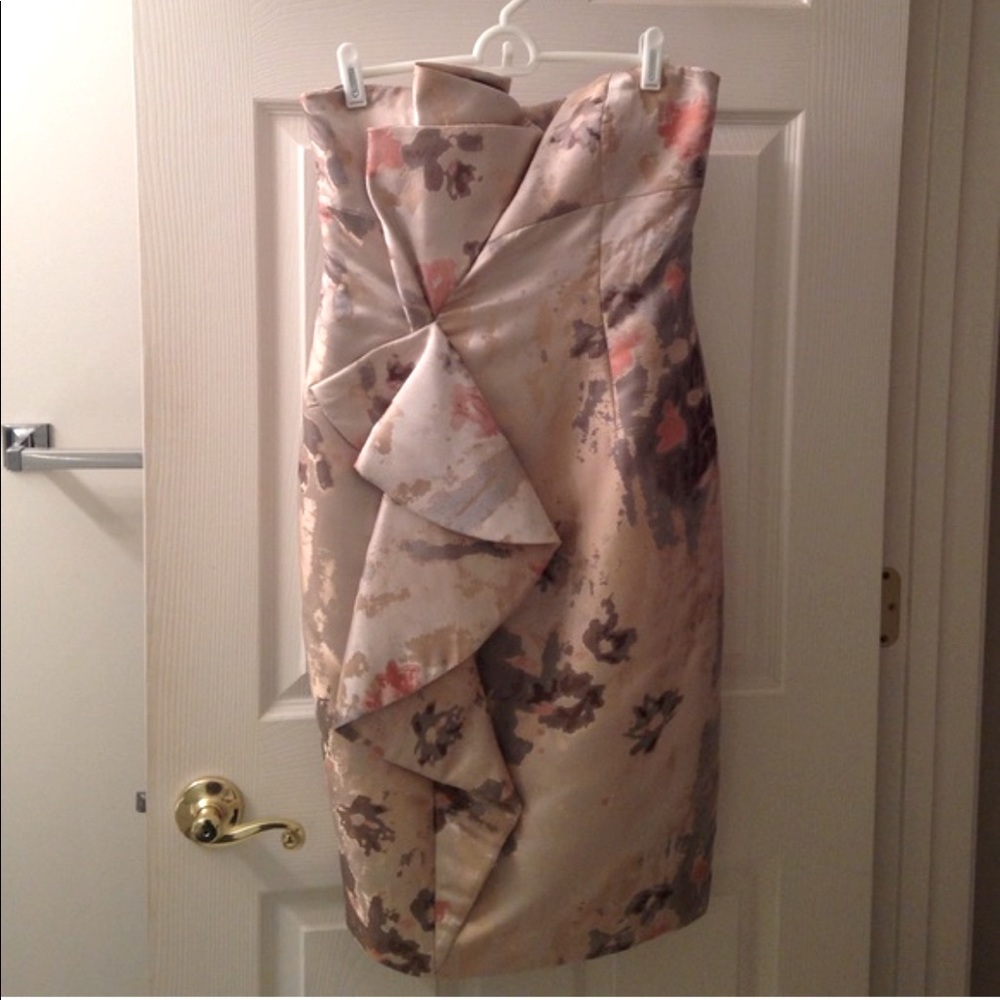Strapless dress